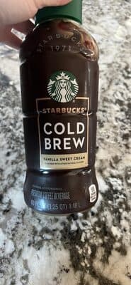 Starbucks Cold Brew Premium Coffee Beverage Vanilla Sweet Cream