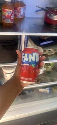 Fanta Strawberry Soda