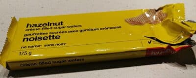 Gaufrettes sucres avec garniture crmeuse noisette