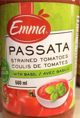 Passata / Strained Tomatoes with Basil