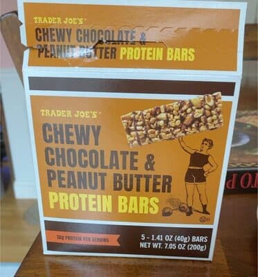 Chewy Chocolate & Peanut Butter Protein Bars