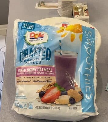 Mixed Berry Oatmeal Blueberries, Strawberries, Oatmeal & Bananas Frozen Fruit + Oatmeal Cubes Smoothies