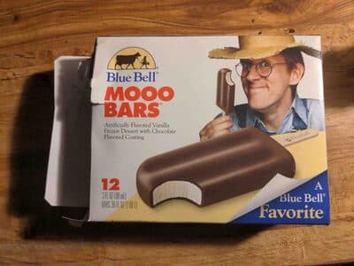 Mooo Flavored Vanilla Frozen Dessert With Chocolate Flavored Coating Bars