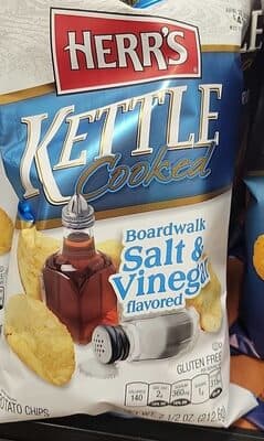 Boardwalk Salt & Vinegar Flavored Kettle Cooked Potato Chips