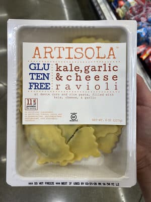 Kale, Garlic & Cheese Ravioli