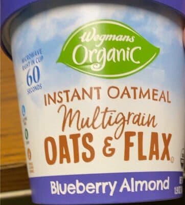 Instant oatmeal blueberry almond