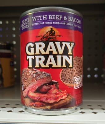 Gravy Train Meaty Ground Dinner With Beef & Bacon Food For Dogs