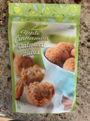 Apple cinnamon oatmeal bites