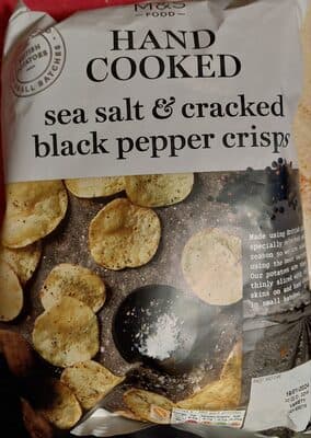 Sea salt & cracked black pepper crisps
