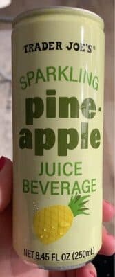 Sparkling pineapple juice beverage