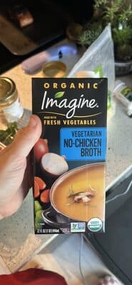 Vegetarian No-Chicken Organic Broth