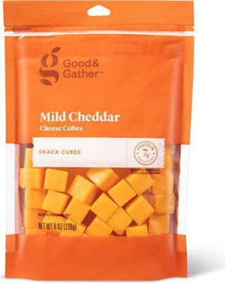 Mild Cheddar Cheese Snack Cubes