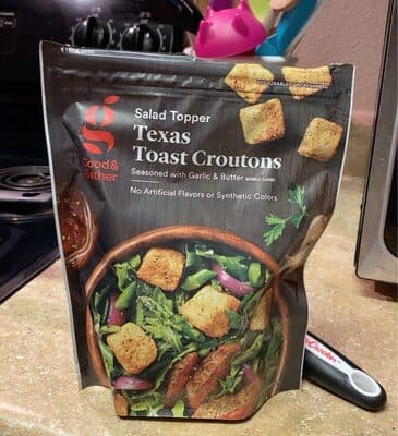 Texas Toast Croutons Flavored Seasoned With Garlic & Butter