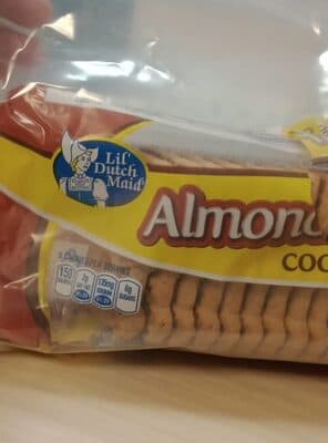 Almond Windmill Cookies