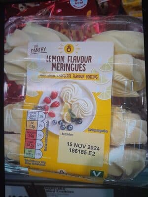 lemon flavour meringues with white chocolate flavour coating