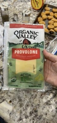 Provolone Cheese Deli Slices