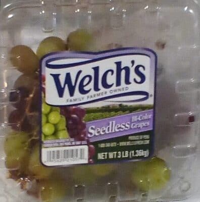 Bi-color grapes seedlees