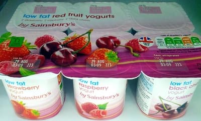 Low Fat Red Fruits Yogurt