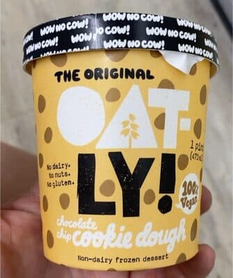 Chocolate chip cookie dough ice cream