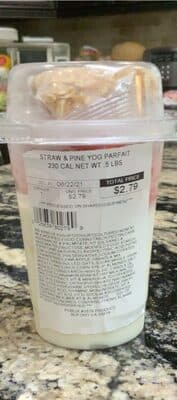 Strawberry & Pineapple Yogurt Parfait