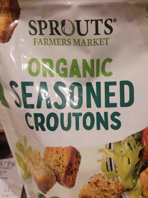 sprouts organic seasoned croutons