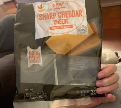 Sharp Cheddar Cheese Snack Bar