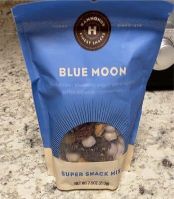 Blue moon super snack mix