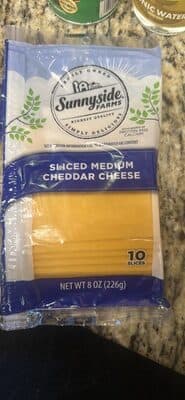 Medium Cheddar Cheese Slices