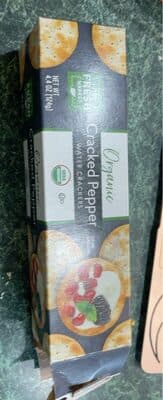 Cracked Pepper Water Crackers