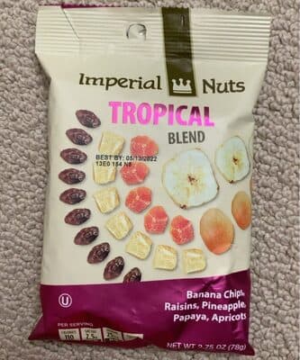 Peanuts, Banana Chips, Raisins, Chocolate Gems, Cashews, Cranberries, Pineapple, Papaya, Almonds Tropical Blend