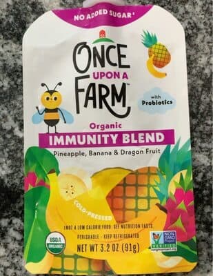 Once Upon A Farm Organic Pineapple, Banana & Dragon Fruit Immunity Blend