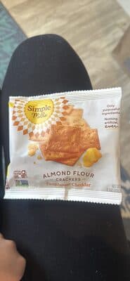 Almond Flour Crackers Farmhouse Cheddar