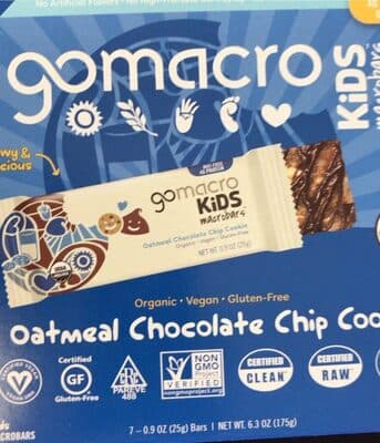 Oatmeal Chocolate Chip Cookie Macrobars
