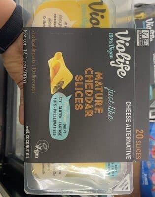 Mature Cheddar Cheese Slices