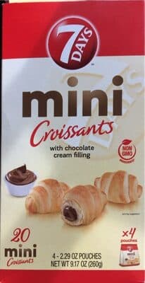 Mini Croissant With Chocolate Cream Filling
