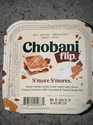 S'mores Sweet Vanilla Low-Fat Greek Yogurt With Honey Graham Crackers, Milk Chocolate, & Toasted Sugar Bits