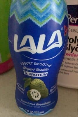 Guanabana Yogurt Smoothie With Probiotics
