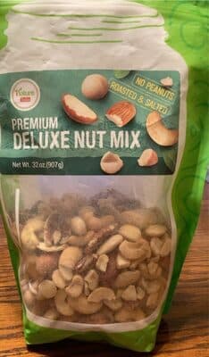 Premium deluxe nut mix