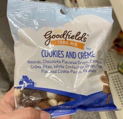 Cookies and creme trail mix