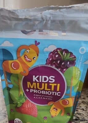 Kids multivitamin + probiotic