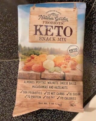 Probiotic keto snack mix