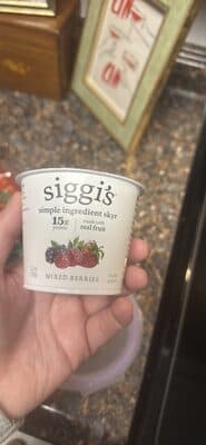 Simple Ingredient Skyr Mixed Berries