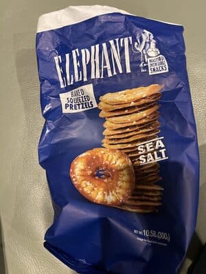 Baked Squeezed Pretzels With Sea Salt