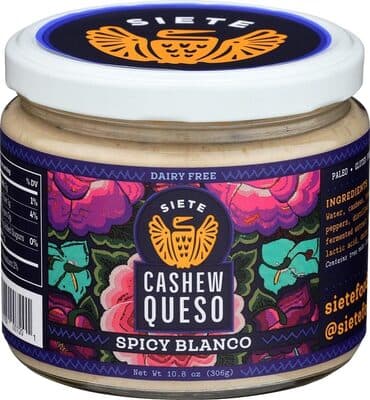 Spicy Blanco Cashew Queso