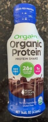 Organic grass fed whey protein shake creamy chocolate