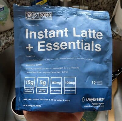 Instant latte + Essentials