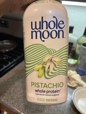 Pistachio whole protein from whole roasted soybeans