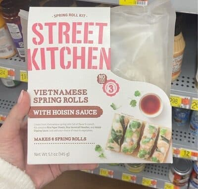 Vietnamese Spring Rolls with Hoisin Sauce