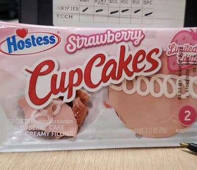 Frosted Strawberry Flavored Cup Cakes With Creamy Filling