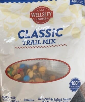 Classic M&M's Milk Chocolate Candies, Raisins, Roasted & Salted Peanuts, Almonds & Cashews Trail Mix